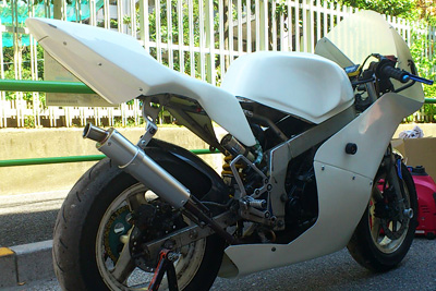 NSR50 タンクカバー m-design製 FRP NSR50 タンクカバー m-design製 FRP NSR50/80/mini タイプ0 4パーツ